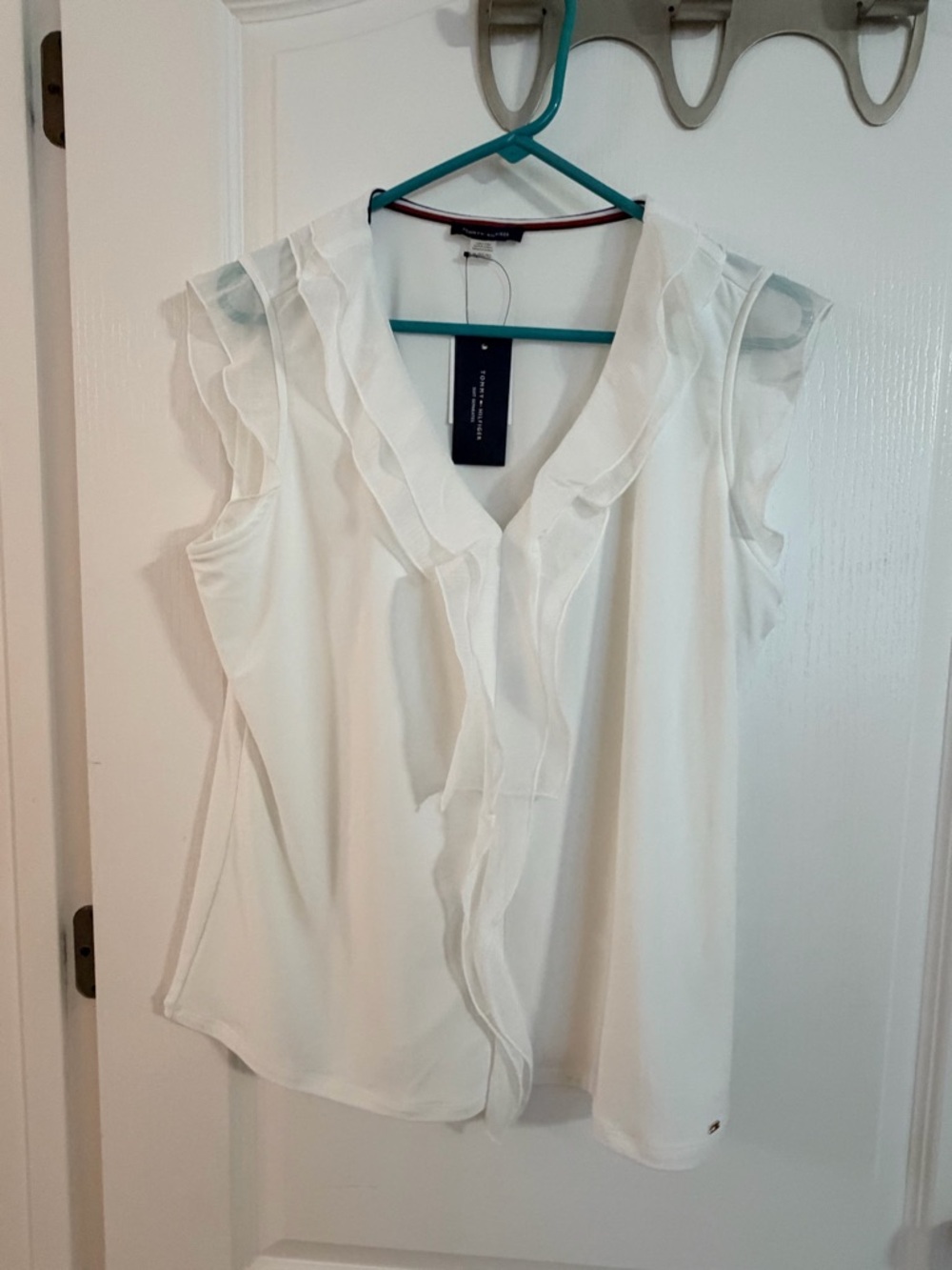 Tommy Hilfiger White Ruffle V-Neck Sleeveless Camisole